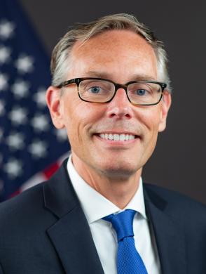 Erik Hotmire Headshot